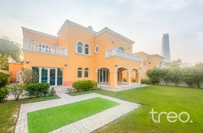 فيلا - 5 غرف نوم - 6 حمامات للايجار في التراث - جميرا بارك - دبي فيلا - 5 غرف نوم - 6 حمامات للايجار في التراث - جميرا بارك - دبي