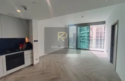 شقة - غرفة نوم - 2 حمامات للايجار في بنينسولا ثري - بنينسولا - الخليج التجاري - دبي