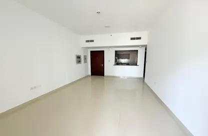 شقة - غرفة نوم - 2 حمامات للايجار في برج ميداليست - مدينة دبي الرياضية - دبي