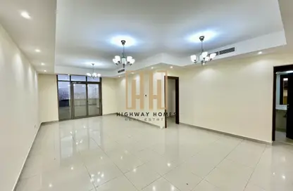 شقة - 2 غرف نوم - 3 حمامات للايجار في برج صحارى 3 - مجمع صحارى - النهدة - الشارقة