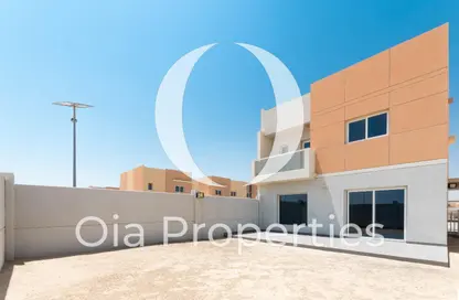 Townhouse - 3 Bedrooms - 4 Bathrooms for sale in Manazel Al Reef 2 - Al Samha - Abu Dhabi