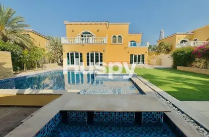 Villa - 5 Bedrooms - 6 Bathrooms for rent in Legacy Large - Legacy - Jumeirah Park - Dubai
