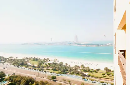 Apartment - 4 Bedrooms - 5 Bathrooms for rent in Al Shaheen Tower - Al Khalidiya - Abu Dhabi