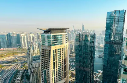 Apartment - 3 Bedrooms - 4 Bathrooms for sale in Marina Pinnacle - Dubai Marina - Dubai