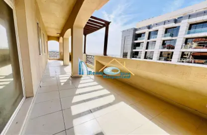 صورة لـ تراس شقة - 3 غرف نوم - 4 حمامات للايجار في بناية الثريا - واحة السيليكون - دبي ، صورة رقم 1