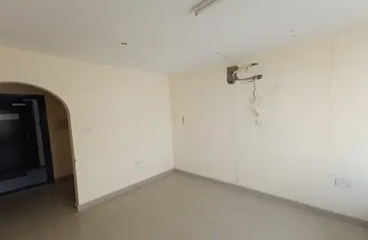 صورة لـ غرفة فارغة مكتب - استوديو - 1 حمام للايجار في ندود جهام - الهيلي - العين ، صورة رقم 1