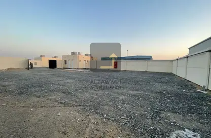 Warehouse - Studio - 1 Bathroom for rent in Al Sajaa Industrial - Al Sajaa - Sharjah