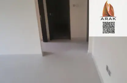 عمارة بالكامل - 8 غرف نوم - 8 حمامات للبيع في 3 المويهات - المويهات - عجمان