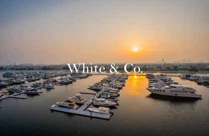 Apartment - 3 Bedrooms - 5 Bathrooms for sale in Marina Residences 1 - Marina Residences - Palm Jumeirah - Dubai