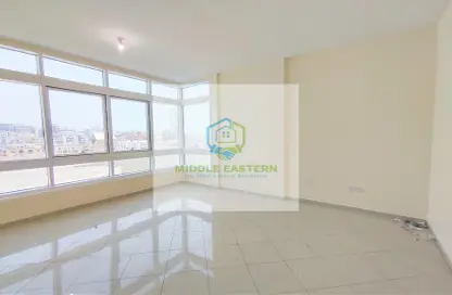 Empty Room image for: Apartment - 2 Bedrooms - 3 Bathrooms for rent in Delma Street - Al Mushrif - Abu Dhabi, Image 1