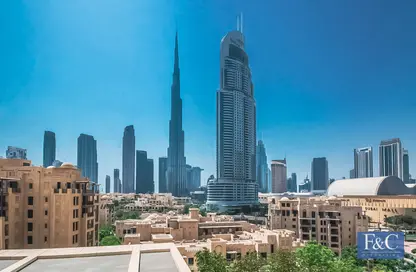 Apartment - 2 Bedrooms - 2 Bathrooms for sale in Burj Royale - Downtown Dubai - Dubai