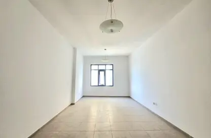 Apartment - 1 Bedroom - 1 Bathroom for sale in Palace Tower 2 - Palace Towers - Dubai Silicon Oasis - Dubai