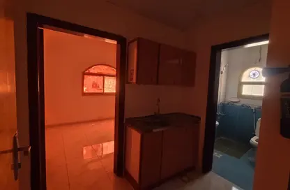 Apartment - Studio - 1 Bathroom for rent in Al Rashidiya - Ajman