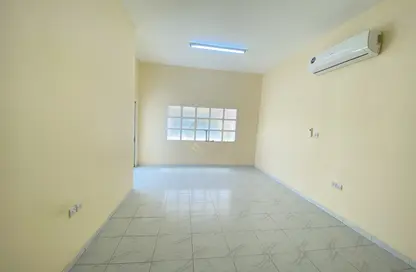 Villa - 3 Bedrooms - 4 Bathrooms for rent in Asharej - Al Ain