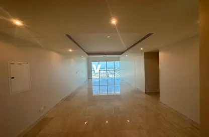 Apartment - 2 Bedrooms - 2 Bathrooms for rent in Sama Tower - Sheikh Zayed Road - Dubai