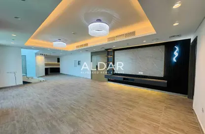 Penthouse - 3 Bedrooms - 4 Bathrooms for rent in Alpha Green Tower - Jumeirah Village Circle - Dubai