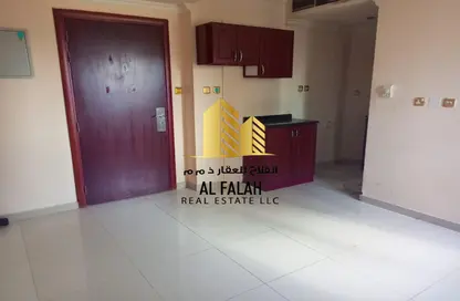 Apartment - 1 Bathroom for rent in Al Taawun Street - Al Taawun - Sharjah