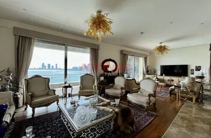 Apartment - 3 Bedrooms - 4 Bathrooms for rent in Dream Palm Residence - The Crescent - Palm Jumeirah - Dubai