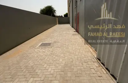 مستودع - استوديو - 1 حمام للايجار في أم الثعوب - أم القيوين