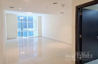 شقة - غرفة نوم - 2 حمامات للايجار في برج دوجا - شارع الشيخ زايد - دبي شقة - غرفة نوم - 2 حمامات للايجار في برج دوجا - شارع الشيخ زايد - دبي