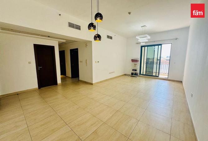 Apartment - 2 Bedrooms - 3 Bathrooms for rent in Azizi Liatris - Azizi Residence - Al Furjan - Dubai