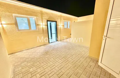 شقة - غرفة نوم - 1 حمام للايجار في مدينة الرياض - أبوظبي
