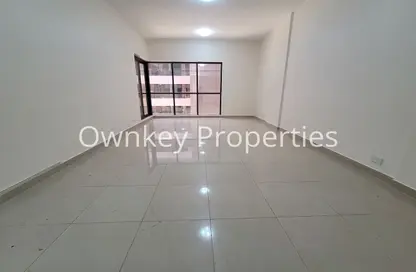 Apartment - 2 Bedrooms - 2 Bathrooms for rent in Golden Sands 9 - Mankhool - Bur Dubai - Dubai