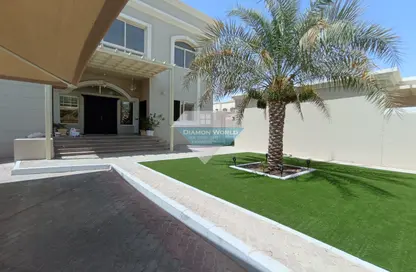 Villa - 4 Bedrooms - 5 Bathrooms for rent in Mohamed Bin Zayed Centre - Mohamed Bin Zayed City - Abu Dhabi