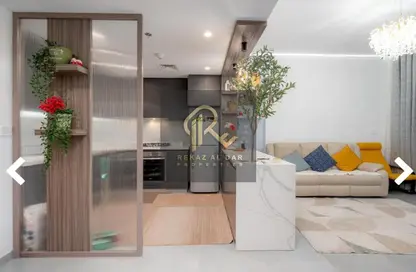 Apartment - 2 Bedrooms - 2 Bathrooms for sale in Tiraz 2 - Aljada - Sharjah