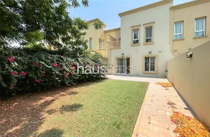 فيلا - 2 غرف نوم - 2 حمامات للبيع في الينابيع 2 - الينابيع - دبي