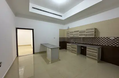 Apartment - 1 Bedroom - 1 Bathroom for rent in Mohamed Bin Zayed Centre - Mohamed Bin Zayed City - Abu Dhabi