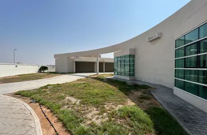 Villa - 4 Bedrooms - 4 Bathrooms for sale in Sharqan - Al Heerah - Sharjah