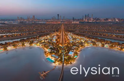 Villa - 6 Bedrooms - 7 Bathrooms for sale in The Palm Crown - Palm Jumeirah - Dubai