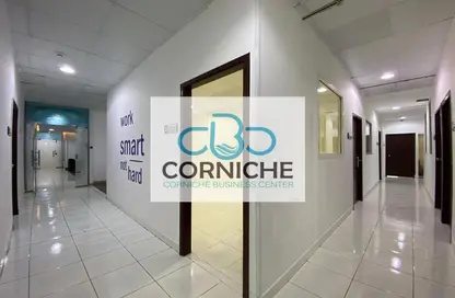 Office Space - Studio - 4 Bathrooms for rent in Cornich Al Khalidiya - Al Khalidiya - Abu Dhabi