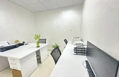 مكتب - استوديو - 2 حمامات للايجار في بناية الرستماني - بورسعيد - ديرة - دبي