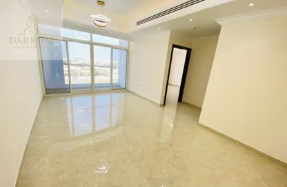 شقة - 2 غرف نوم - 2 حمامات للايجار في بناية النافورة 1 - 2  الروضة - الروضة - عجمان