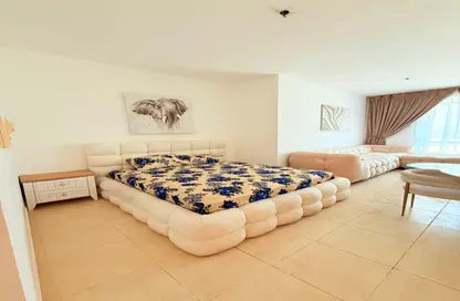 Apartment - Studio - 1 Bathroom for rent in Beach Tower 1 - Al Khan Lagoon - Al Khan - Sharjah