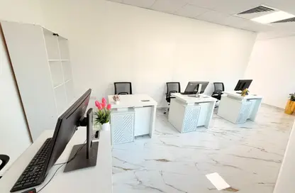 Office Space - Studio - 1 Bathroom for rent in Fatima Mohammad Ahmad Bin Suleiman Building - Al Raffa - Bur Dubai - Dubai