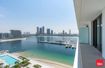 Apartment - 1 Bedroom - 1 Bathroom for sale in Palace Beach Residence - EMAAR Beachfront - Dubai Harbour - Dubai