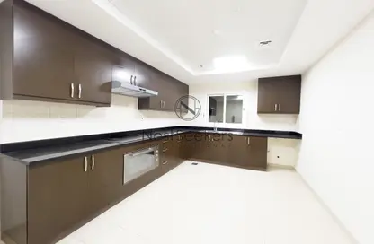 Apartment - 2 Bedrooms - 2 Bathrooms for rent in Duja Tower - Sheikh Zayed Road - Dubai