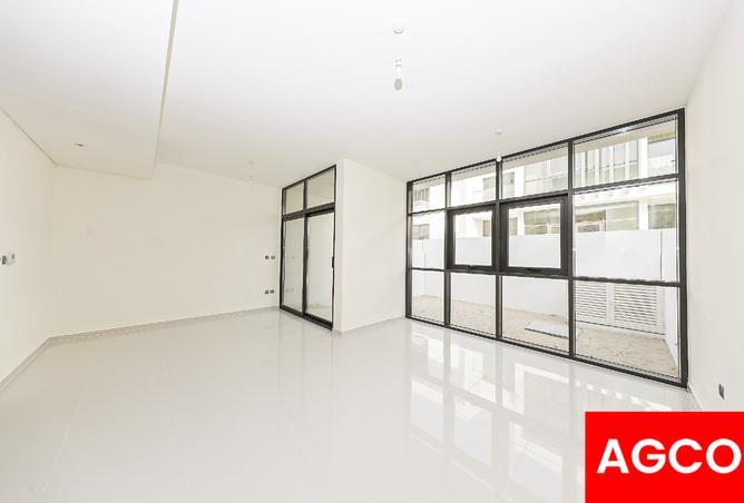 15228301 - Property Image 2