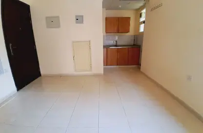 Apartment - Studio - 1 Bathroom for rent in Al Naba'ah - Al Sharq - Sharjah