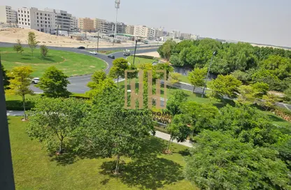 Apartment - 2 Bedrooms - 3 Bathrooms for rent in The Gate - Aljada - Sharjah