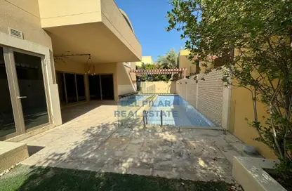 صورة لـ حوض سباحة فيلا - 4 غرف نوم - 5 حمامات للايجار في ليهواي - حدائق الراحة - أبوظبي ، صورة رقم 1