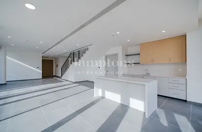 Villa - 5 Bedrooms - 6 Bathrooms for rent in June - Arabian Ranches 3 - Dubai