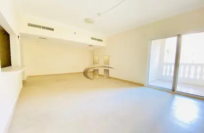 Apartment - 2 Bedrooms - 3 Bathrooms for rent in Plaza Residences 2 - Plaza Residences - Jumeirah Village Circle - Dubai