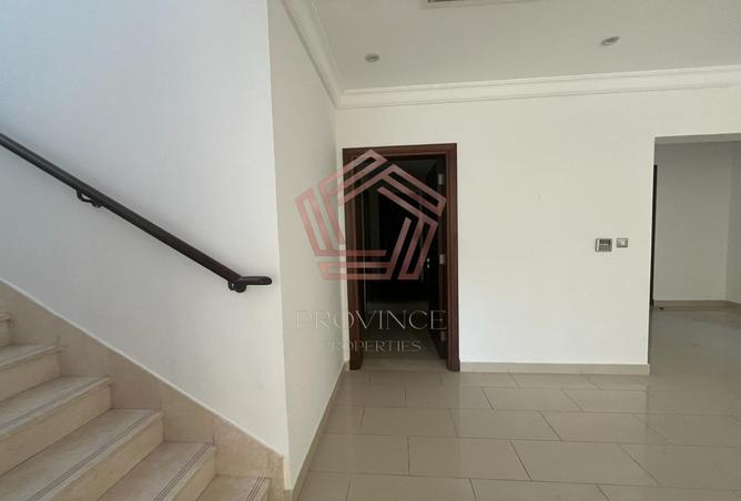13705177 - Property Image 3