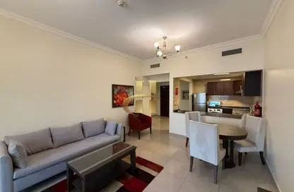 شقة - غرفة نوم - 2 حمامات للايجار في برج سراج - ارجان - دبي