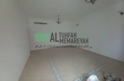 Apartment - 2 Bedrooms - 2 Bathrooms for rent in Al Ghanem Business Center - Al Majaz 3 - Al Majaz - Sharjah