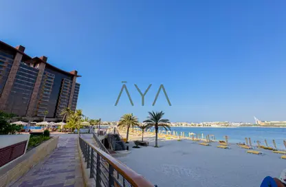 Apartment - 2 Bedrooms - 3 Bathrooms for rent in Amber - Tiara Residences - Palm Jumeirah - Dubai